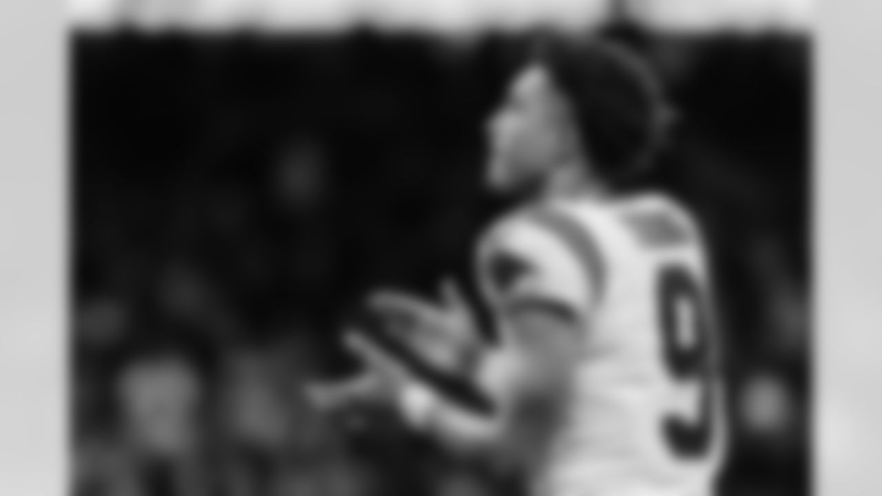 121425_CARatNO_AS106225-2