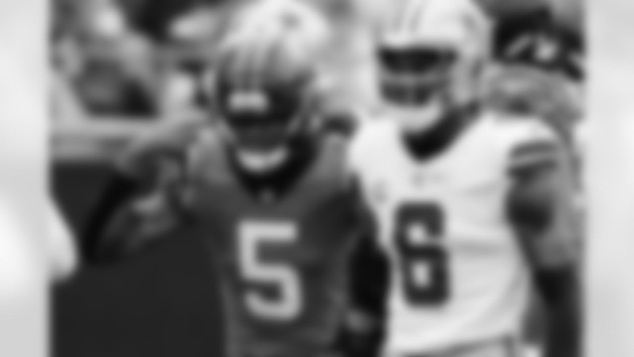 101225_DALvsCAR_AS101633