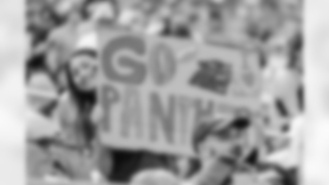 100525_CARvsMIA_KJ2_9773