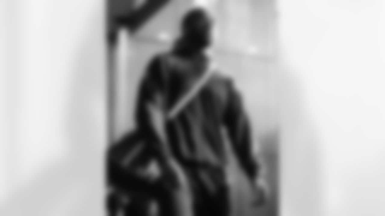 112425_CARatSF_AS306014