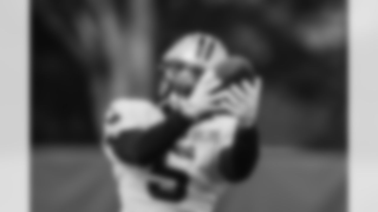 The Carolina Panthers hold practice on Thursday, Oct. 30, 2025 in Charlotte, NC at Bank of America Stadium. (Photo by Cassie Baker//Carolina Panthers)