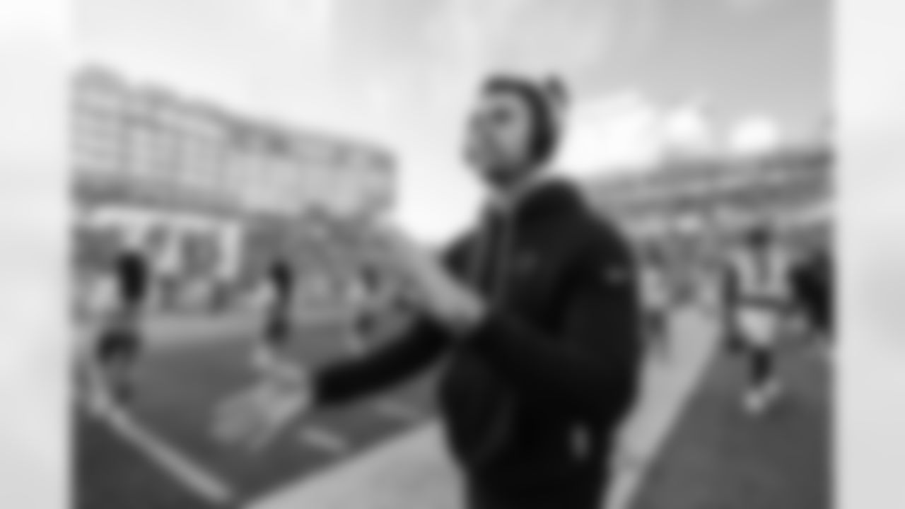 112425_CARatSF_AS109352