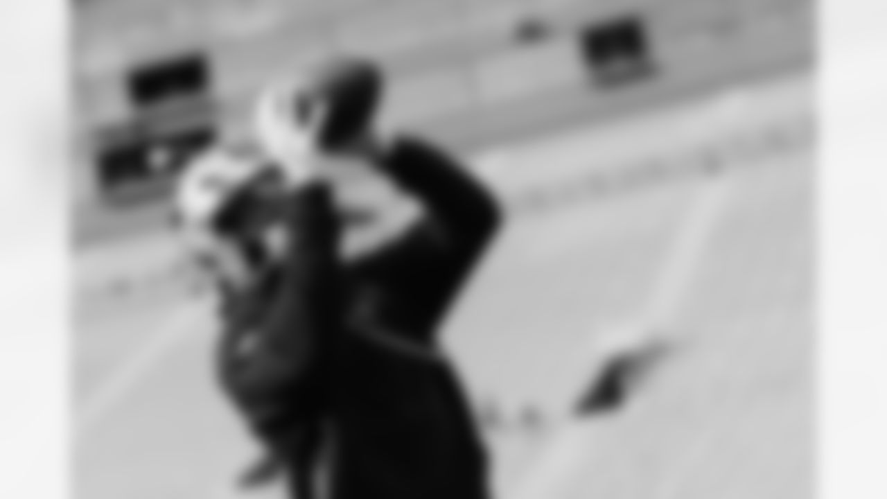 110225_CARatGB_AS203883