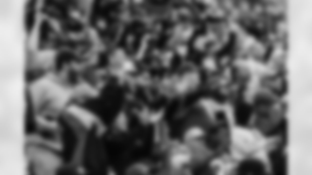 122125_CARvsTB_LW1_6425