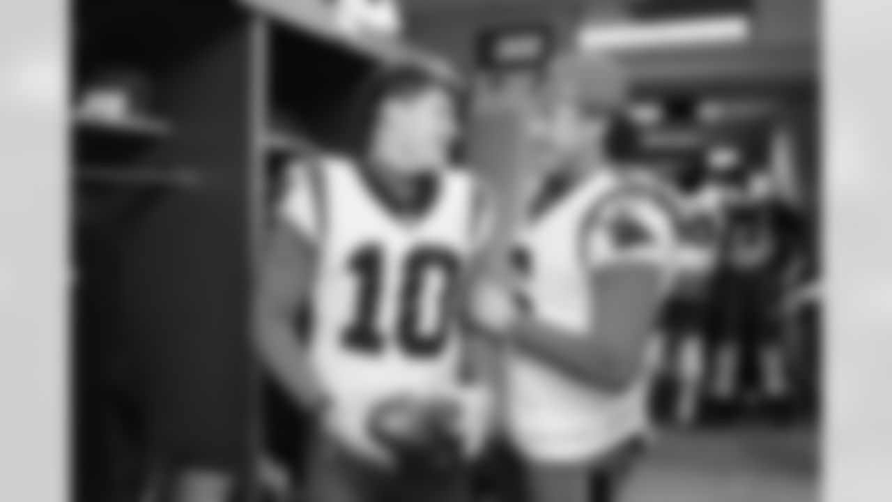 110225_CARatGB_AH305036