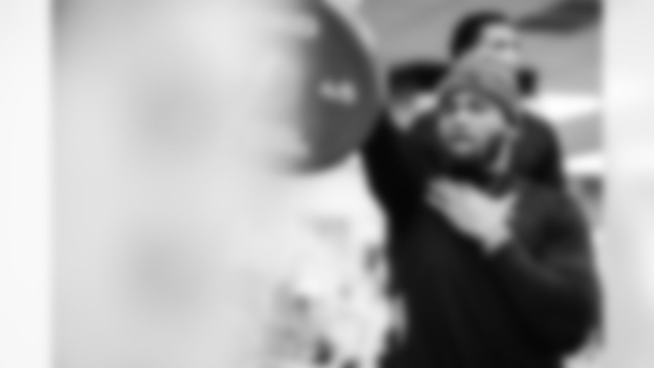 122225_WeightRoom_AH_Originals-302815