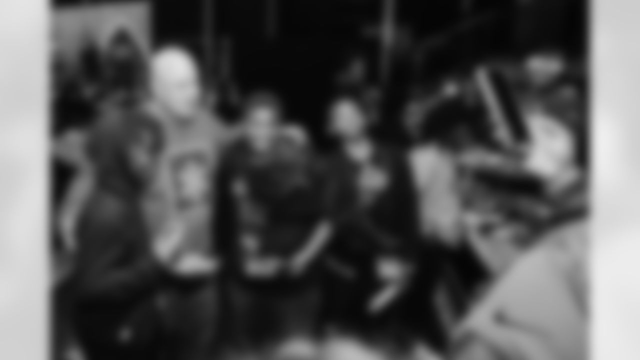 120925_JTTC_SELECTS-309837