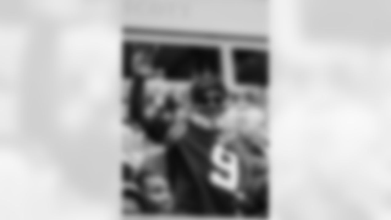 101225_DALvsCAR_KJ2_0520