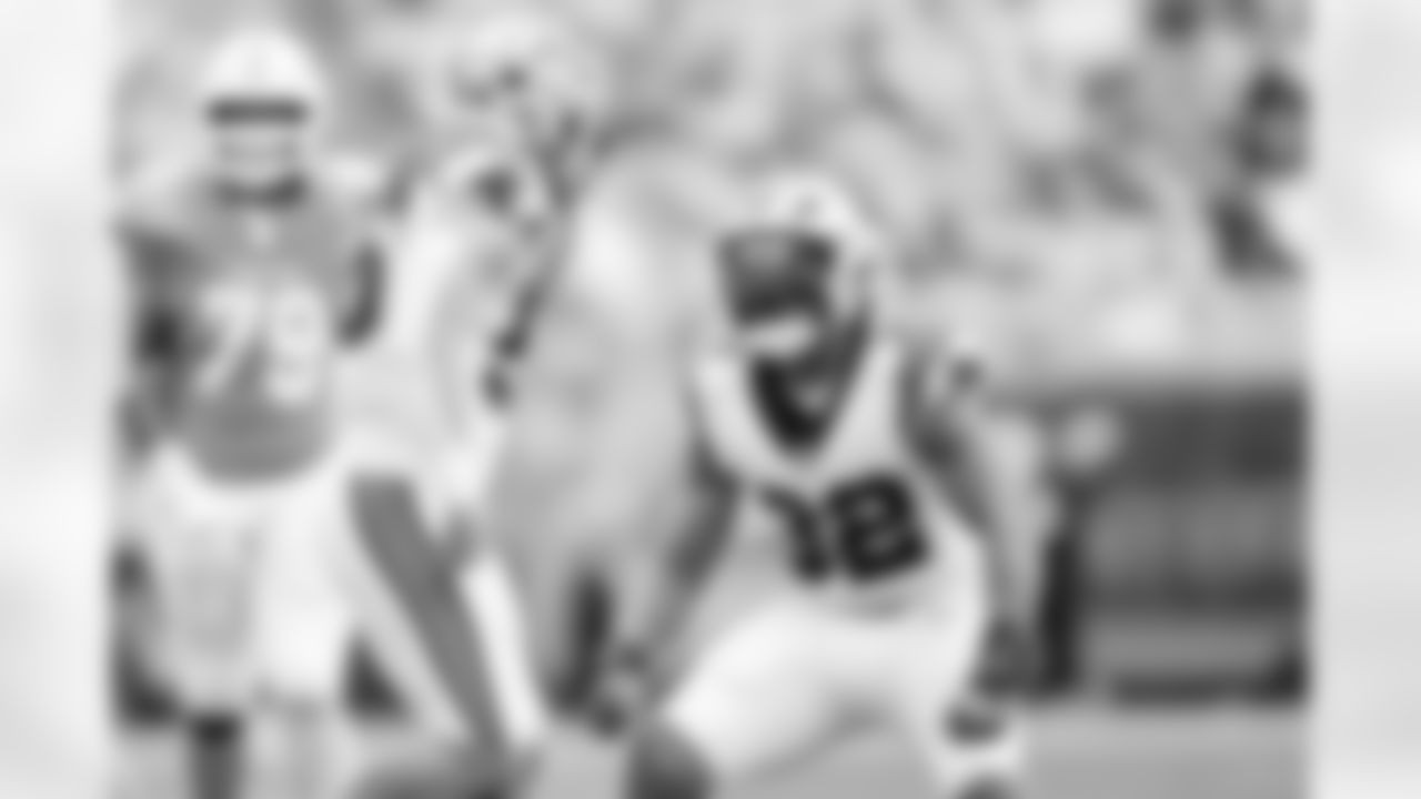 100525_CARvsMIA_HM1_5128
