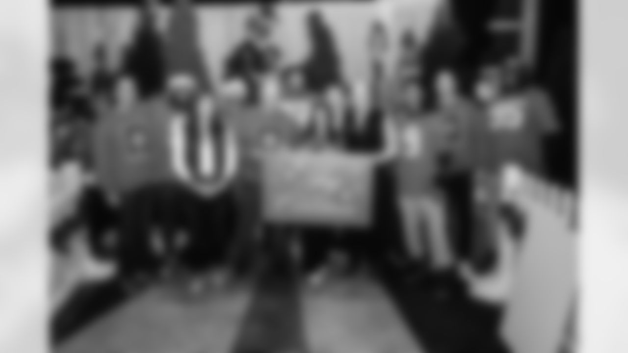 120925_JTTC_SELECTS-309636