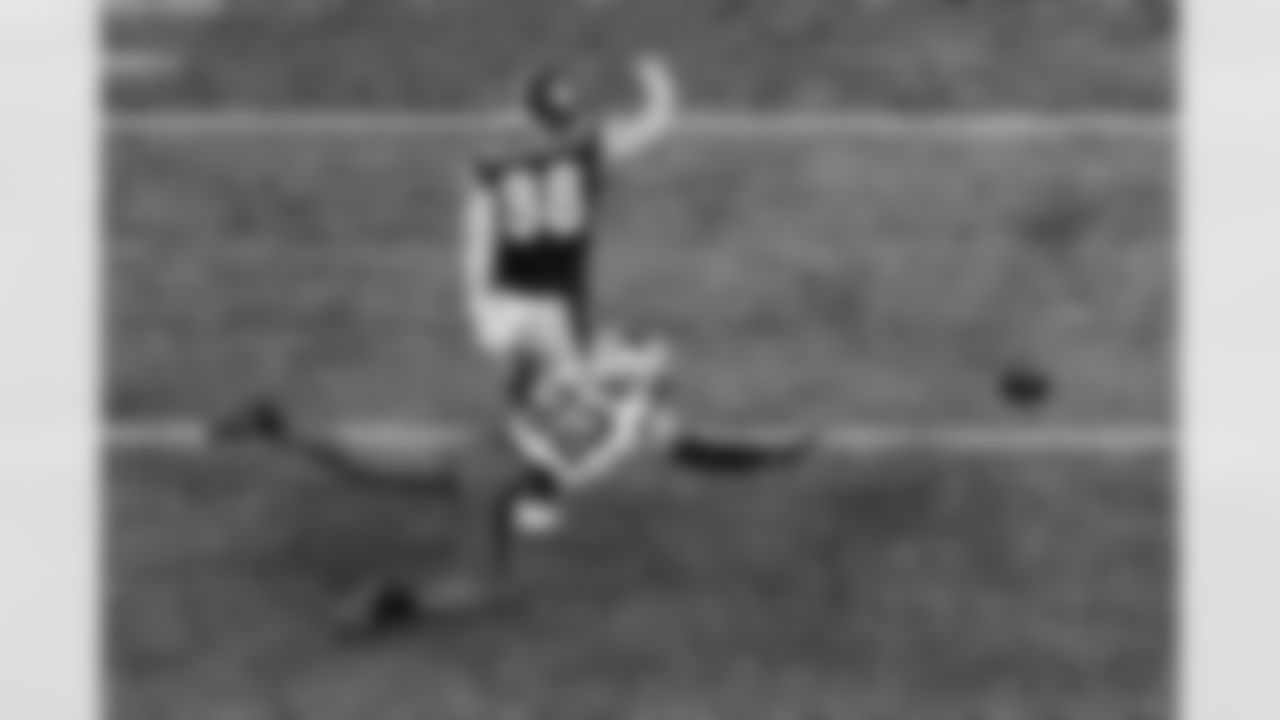 250821 Panthers vs Steelers Preseason (Elevated Action & Fans) 082