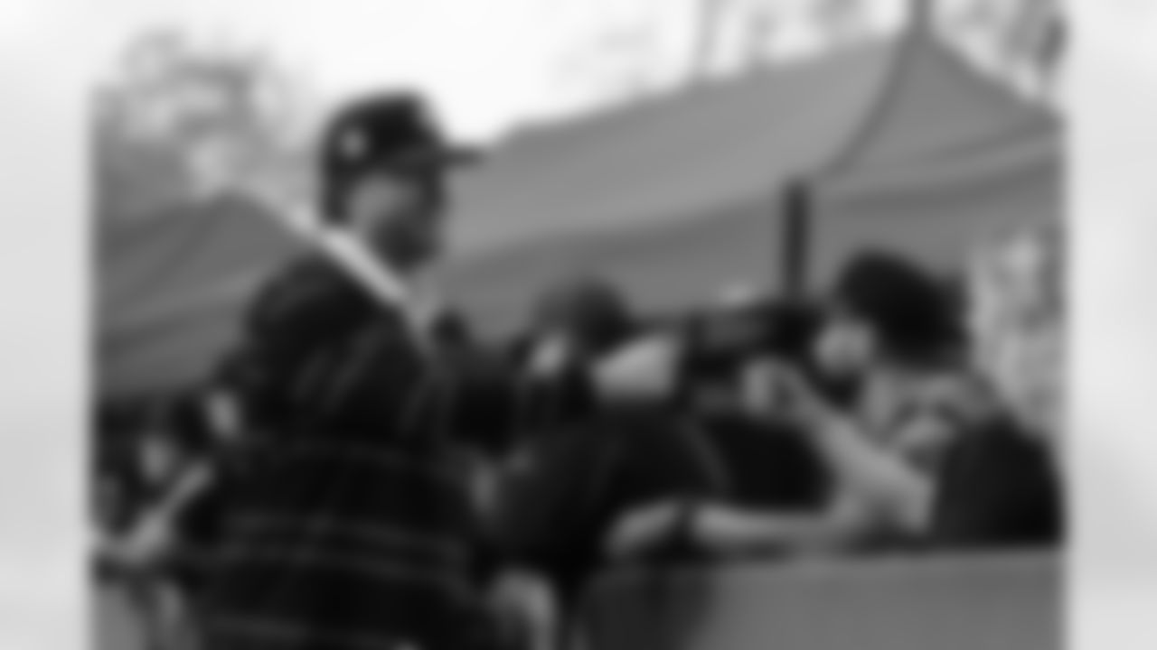 110925_CARvsNO_CB204721