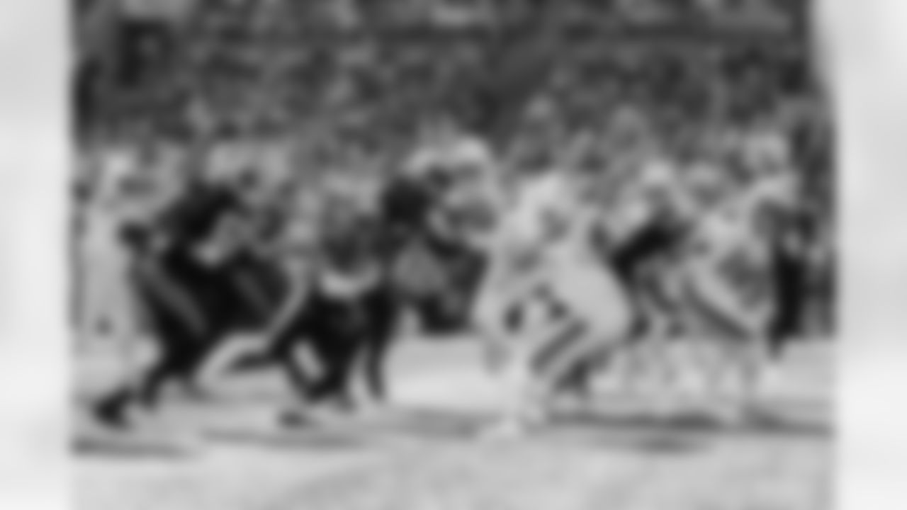 110925_CARvsNO_AS107990