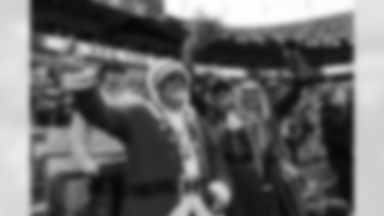 122125_CARvsTB_KJ1_4322