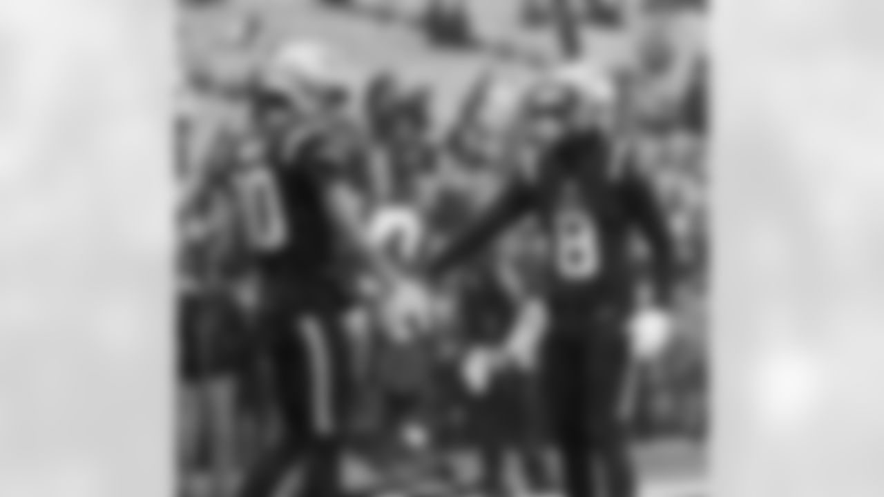 Drake Maye and Stefon Diggs. Photo by Lexi Ehle