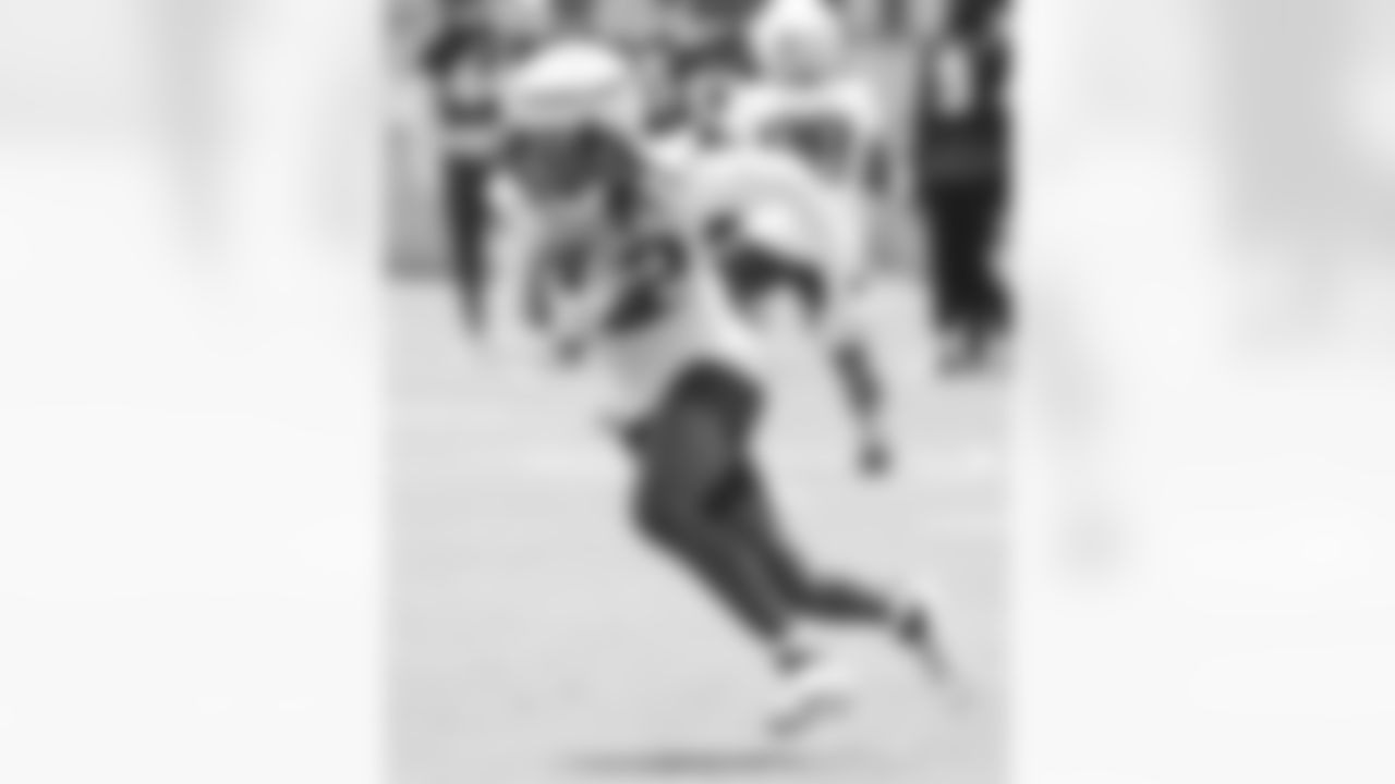 JaQuae Jackson practices at Patriots Training Camp on July 26th, 2024