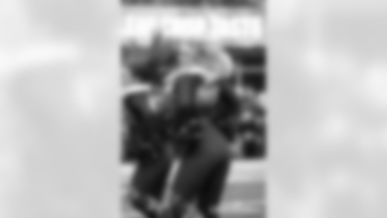 BB-121425-Cheer_Silverman0349