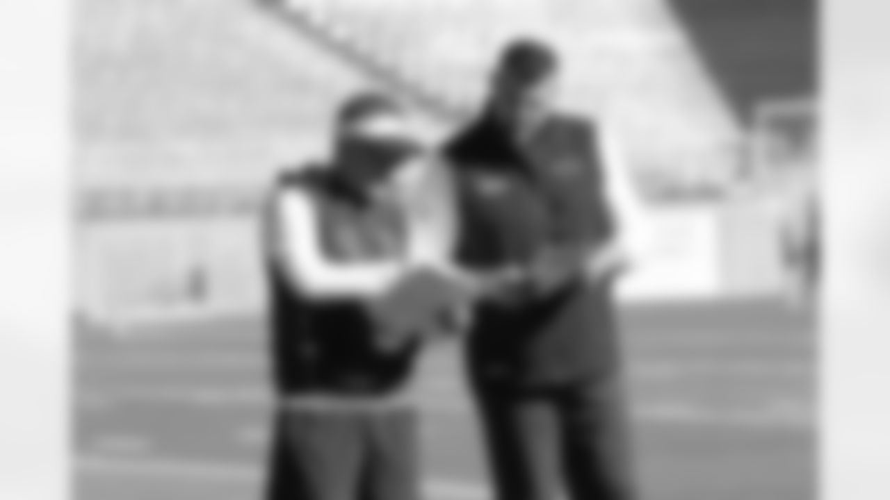 Josh McDaniels and Mike Vrabel