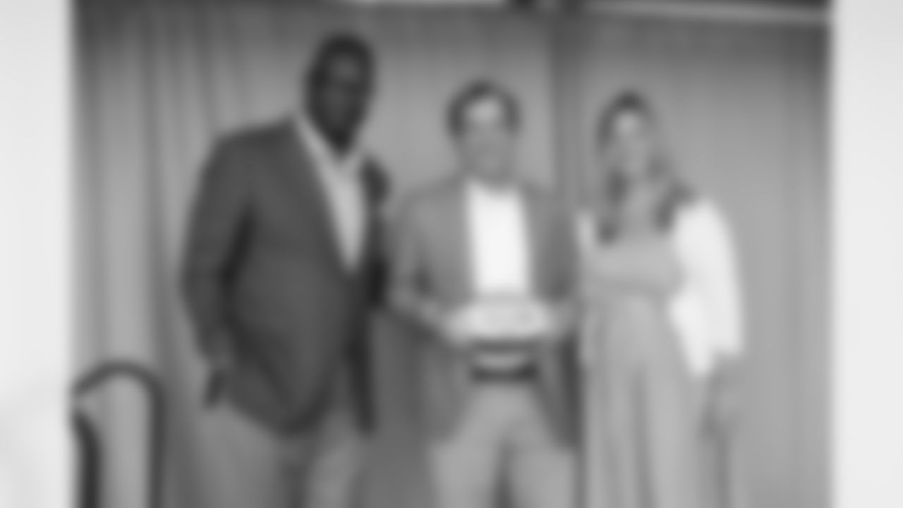 060325-CommunityMVP_Adler183