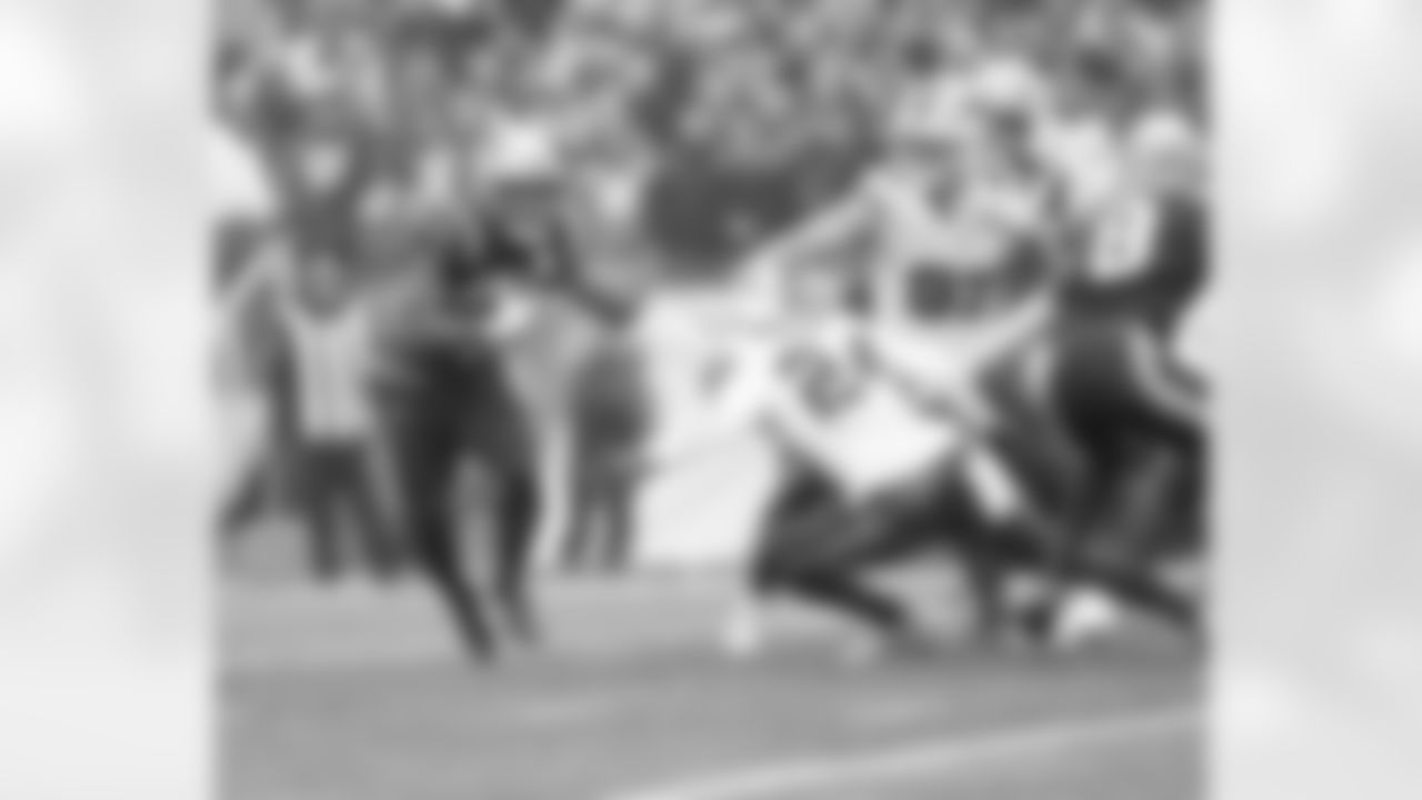 TreVeyon Henderson. Photo by Eric J. Adler