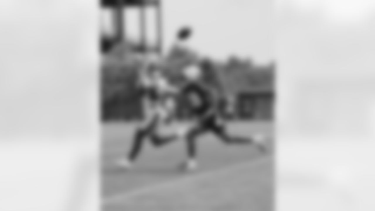 JuJu Smith-Schuster and Alex Austin practice during Patriots Training Camp on July 28, 2024.