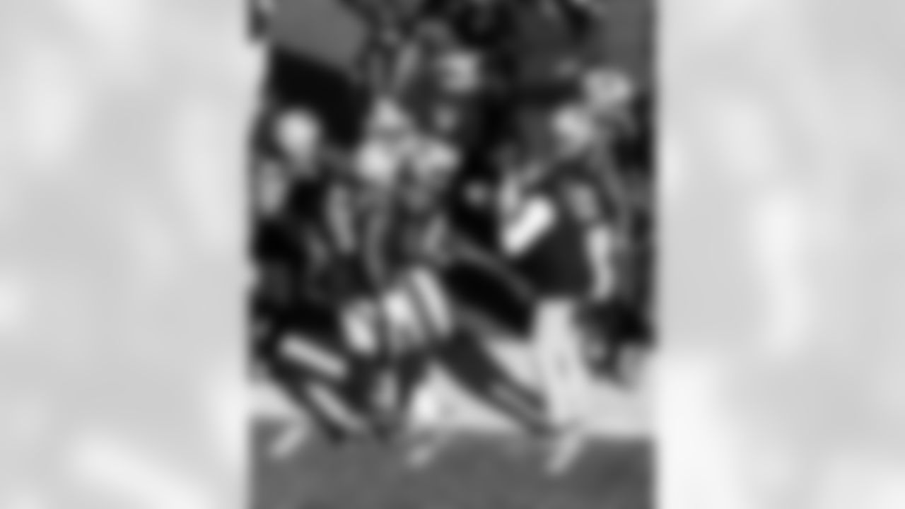 Terrell Jennings, Mike Vrabel