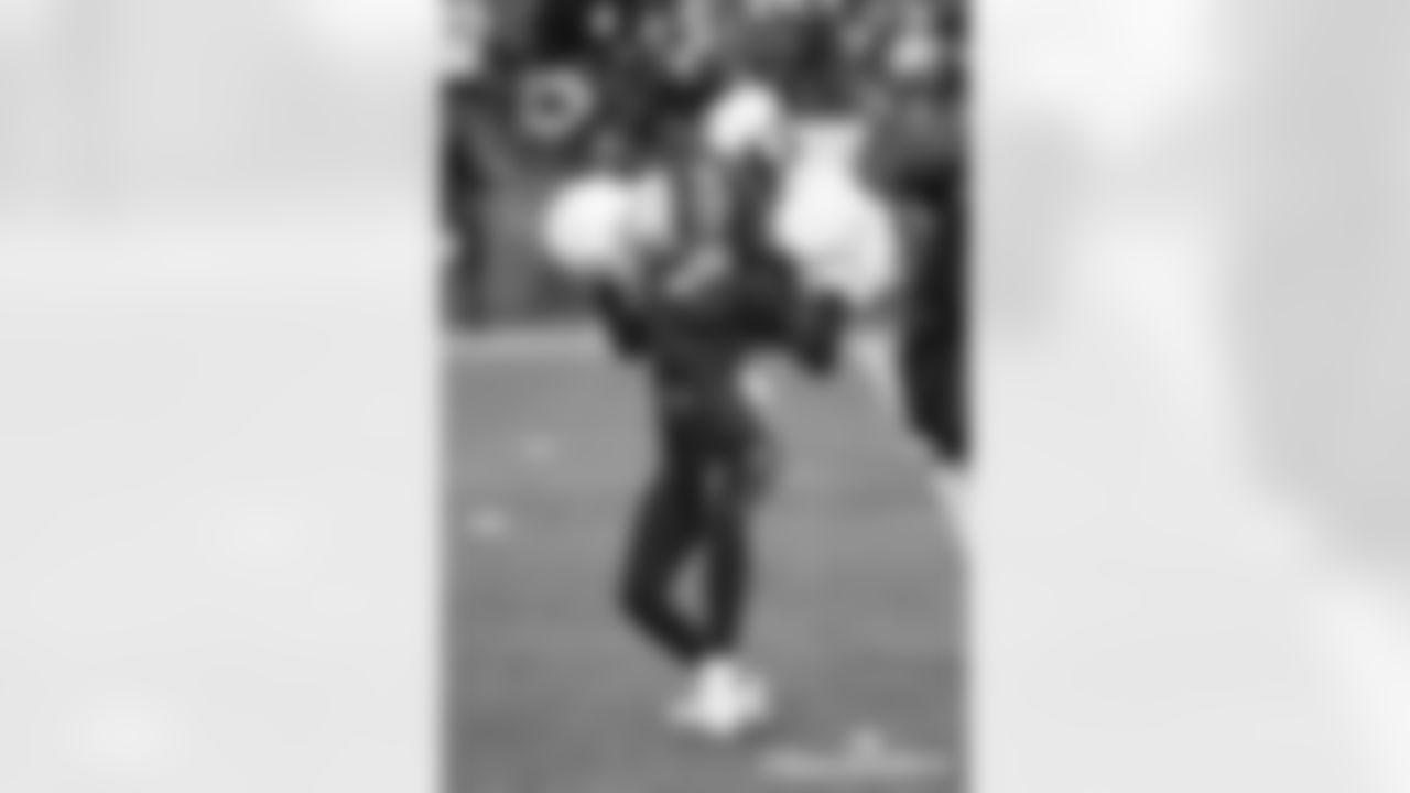 NYJ-111325_Masse1095