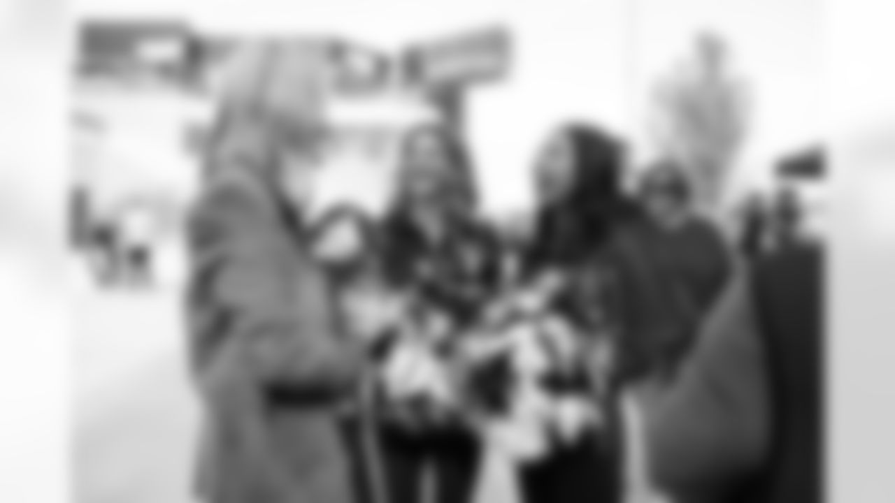 101925-Pawtriots-Tailgate_Ehle0081
