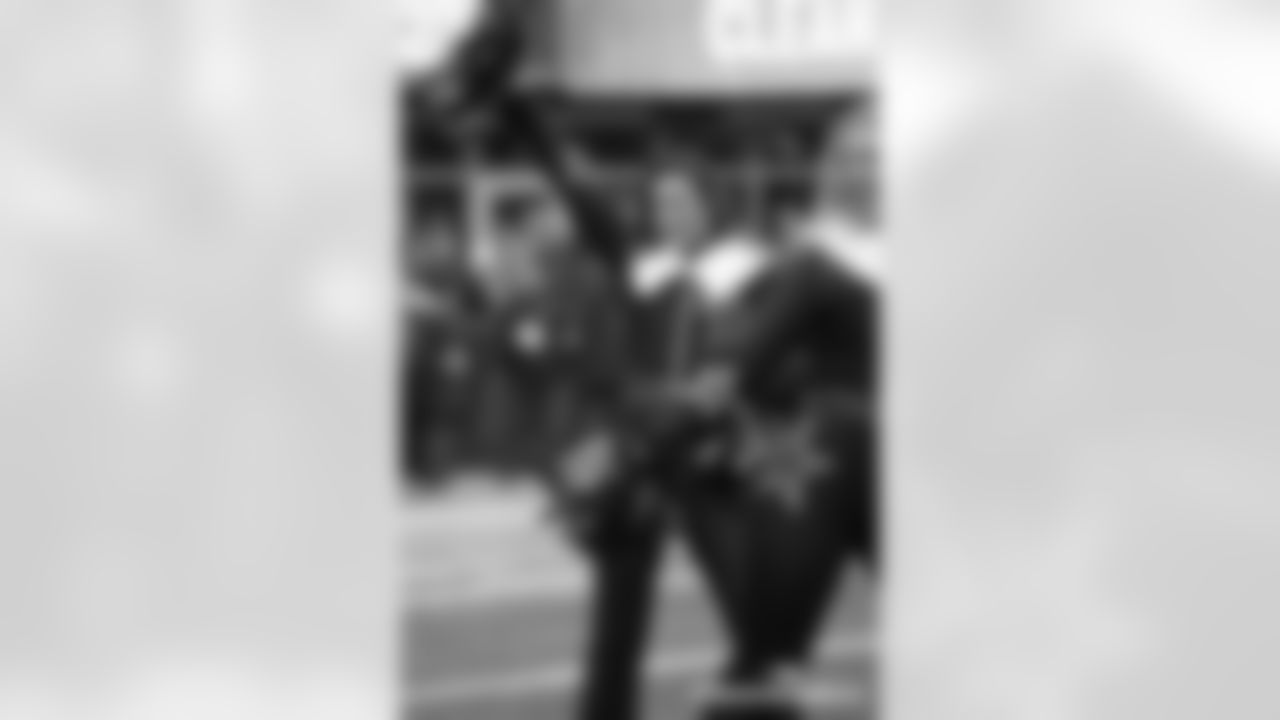 BB-121425-Cheer_Silverman0532