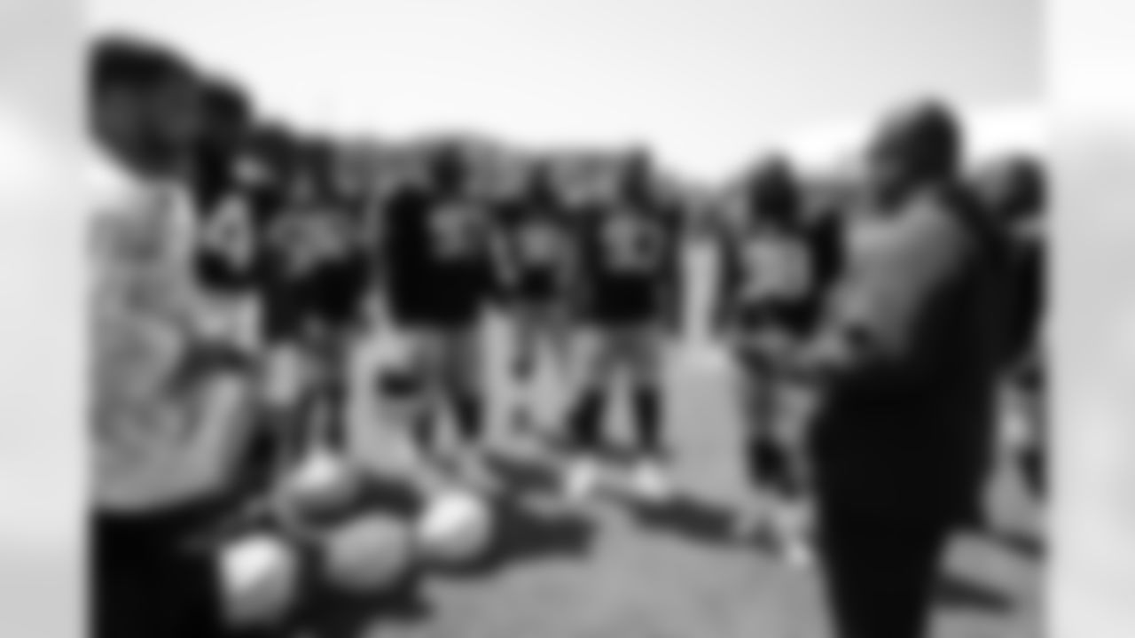 Clint McMillan, Jaquelin Roy, Isaiah Iton, Joshua Farmer, Milton Williams, Christian Barmore, Jahvaree Ritzie, Jeremiah Pharms Jr., Khyiris Tonga, Terrell Williams