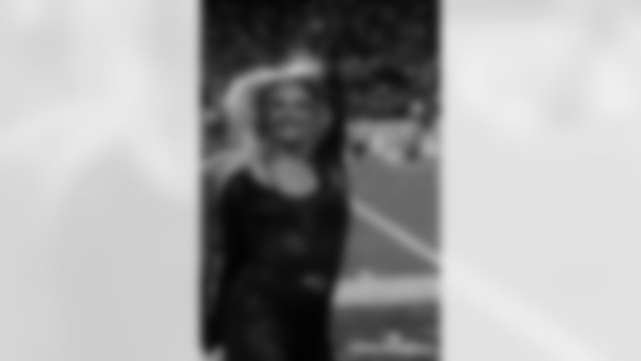 NYJ-111325_Masse1653