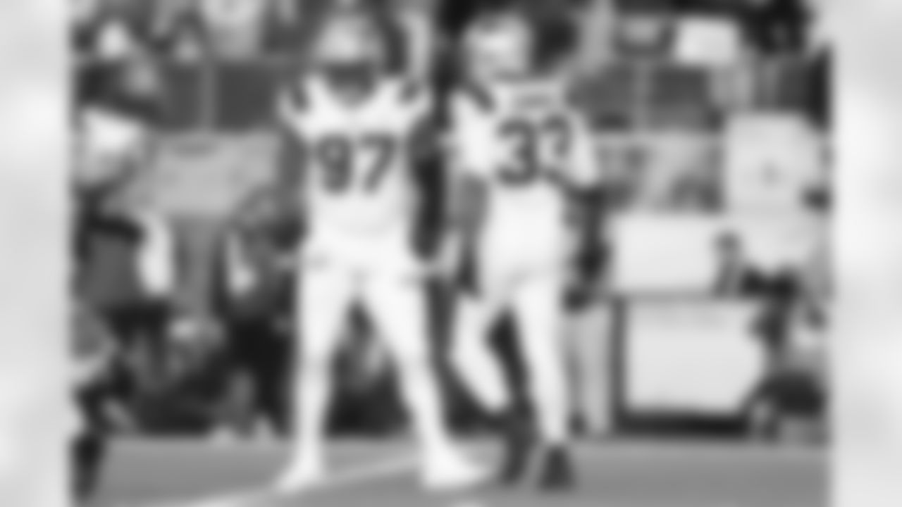 Milton Williams & Anfernee Jennings. Photo by Lexi Ehle