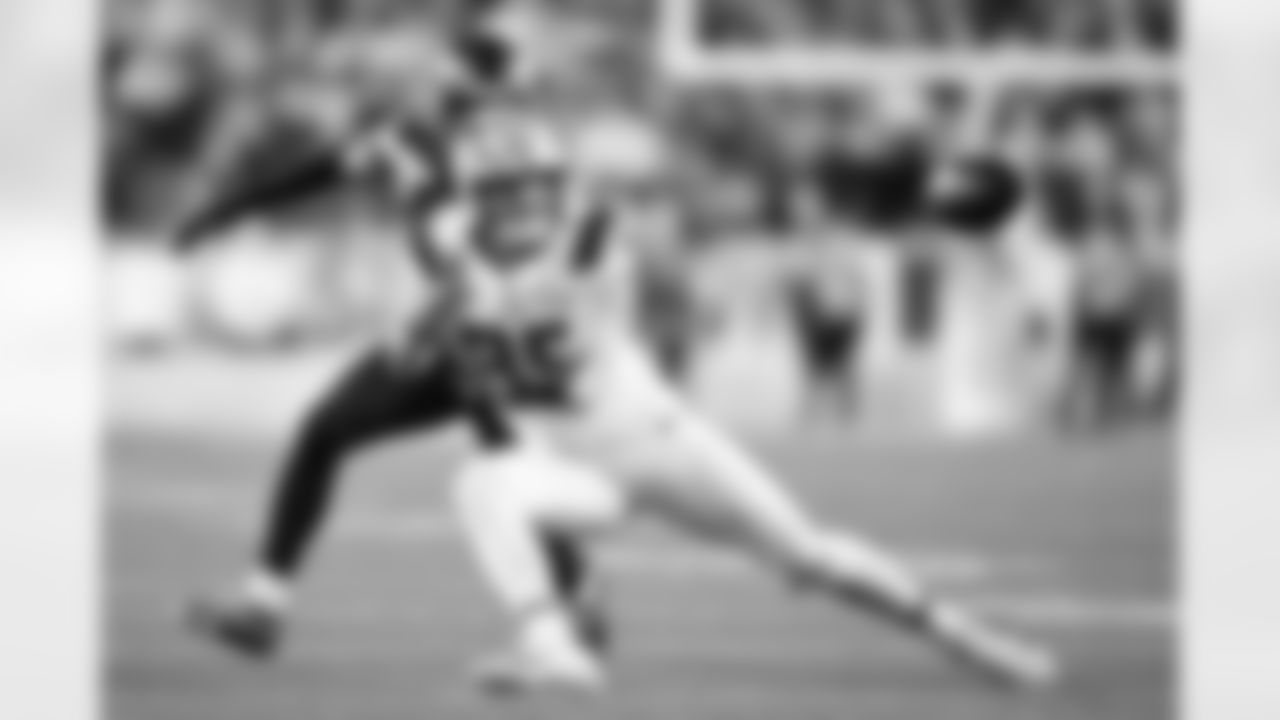 Hunter Henry. Photo by Adam Richins