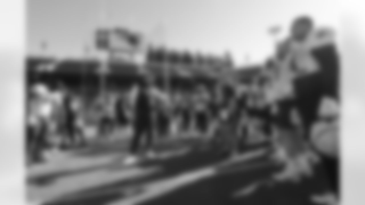 Mike Vrabel and Drake Maye