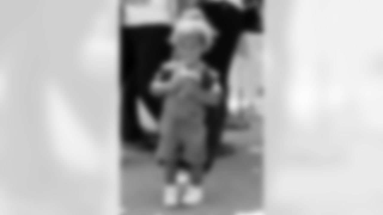 082325_JenningsBackpack-Challacombe0046