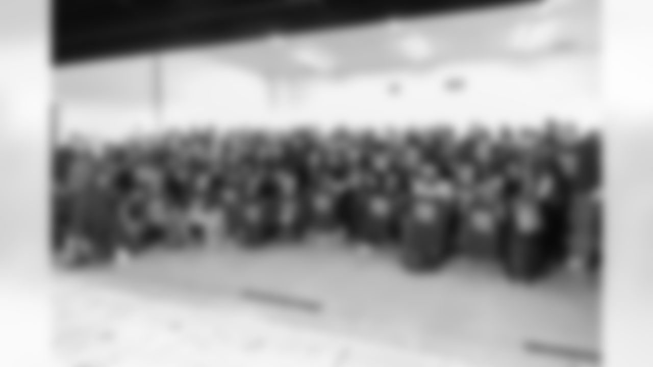 NYJ-122825_AFCEastChamps_Adler0971