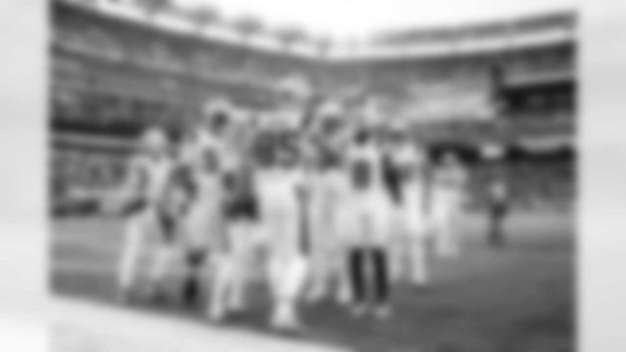 Hunter Henry, Stefon Diggs