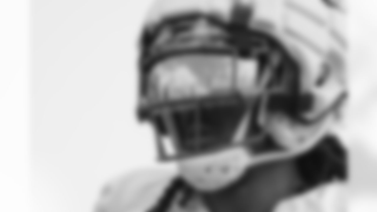 K.J. Osborn practices during Patriots Training Camp on August 3, 2024.