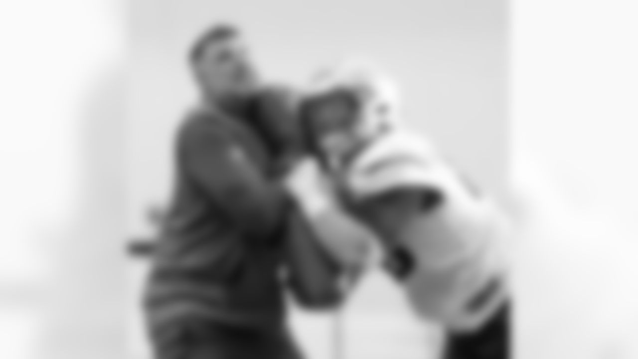 Mike Vrabel and Will Campbell
