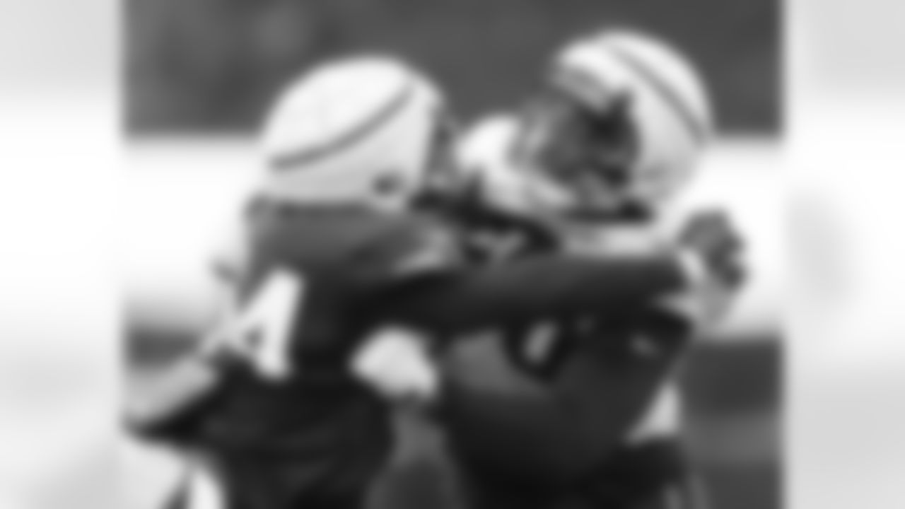 John Morgan and Calvin Anderson practice during Patriots Training Camp on July 29, 2024.