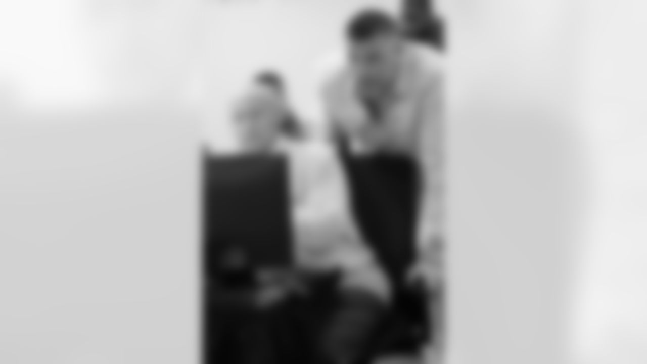 042625-DraftRoom_Adler088