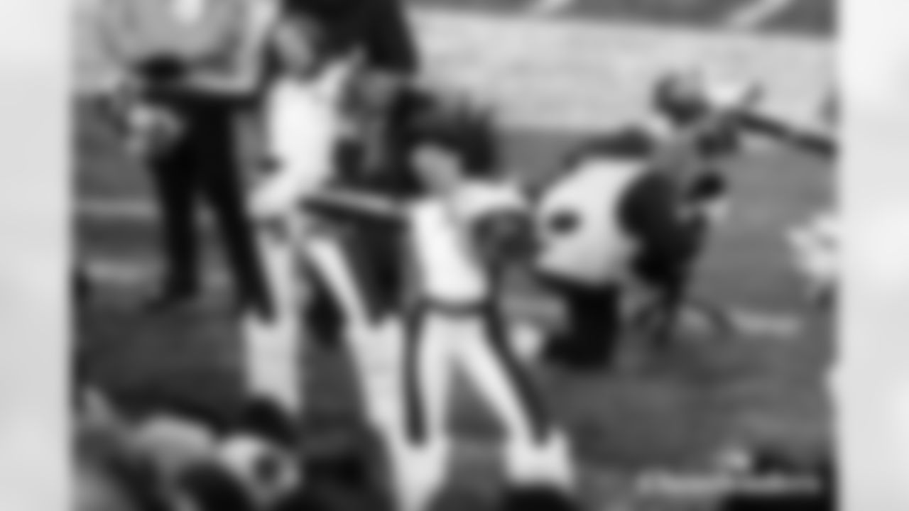 LAC-011126-05822_Ehle