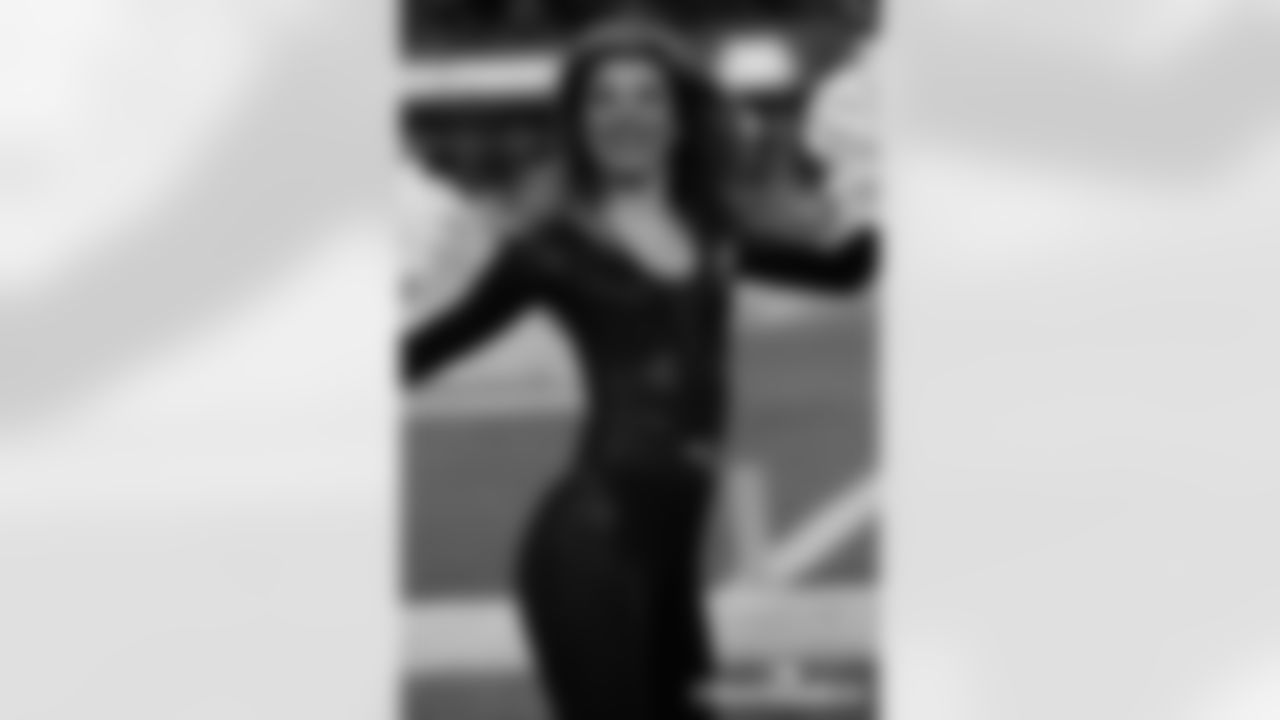 NYJ-111325_Masse1677