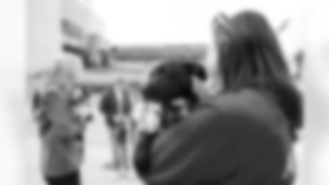 101925-Pawtriots-Tailgate_Ehle0072