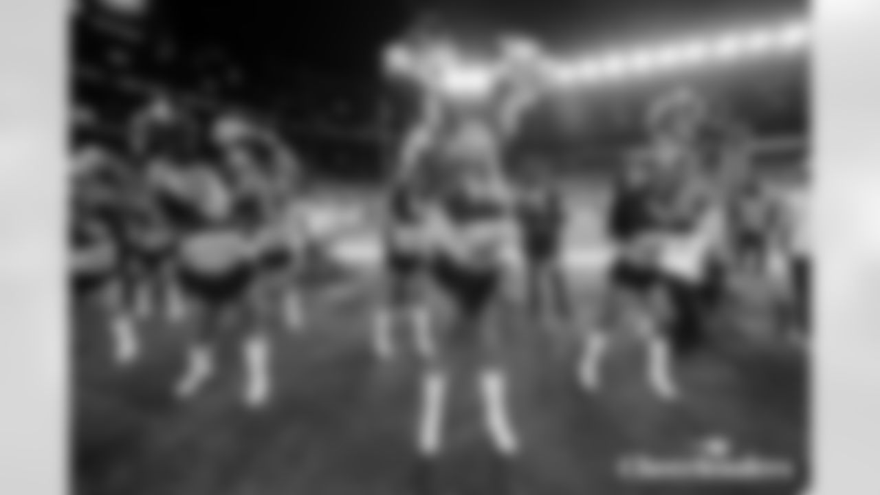 020826-SBLX-Cheer_Silverman0804