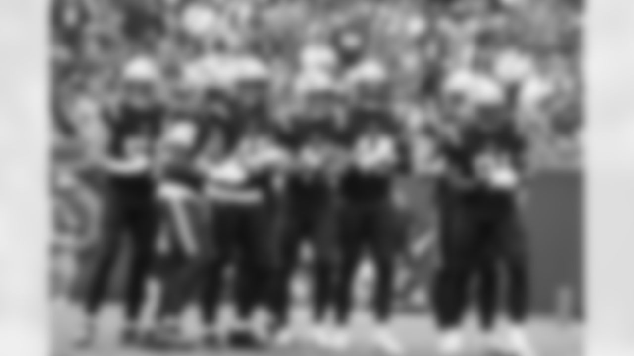 Jack Gibbens, Darius Harris, Jahlani Tavai, Julian Ashby, Caleb Murphy, Elijah Ponder