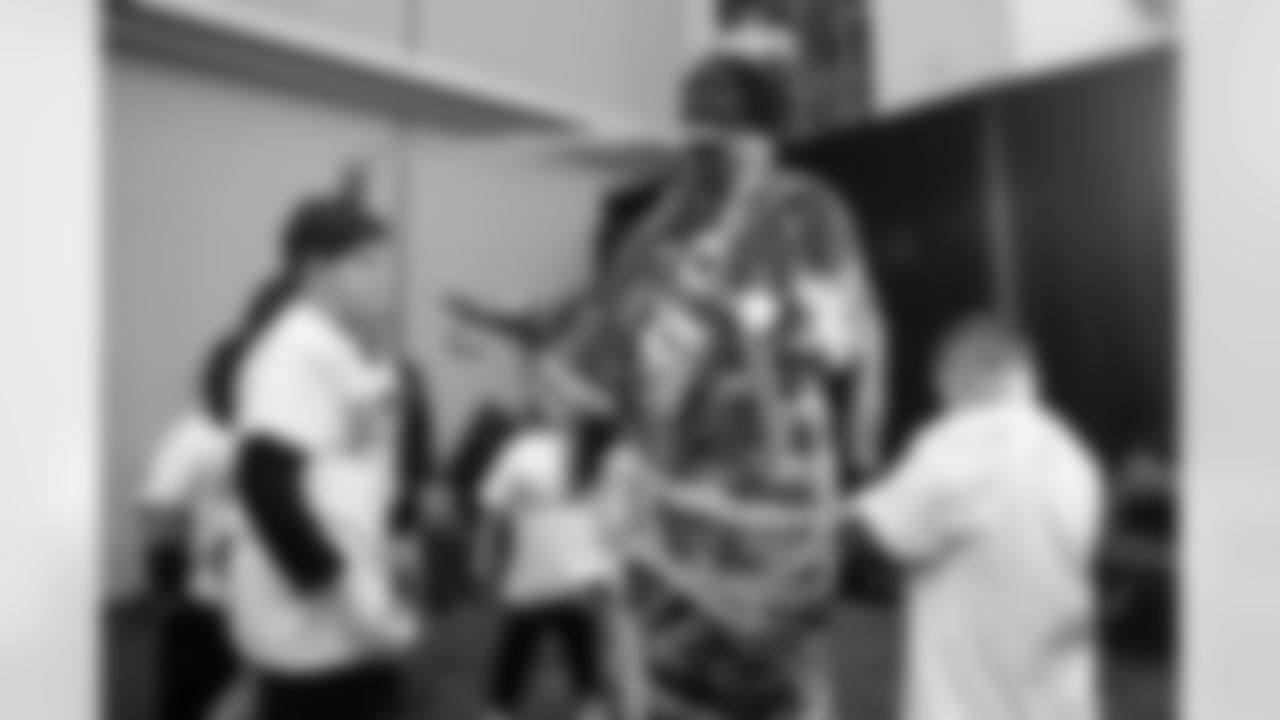 121024-ChildrensHolidayParty_Puccio_1778