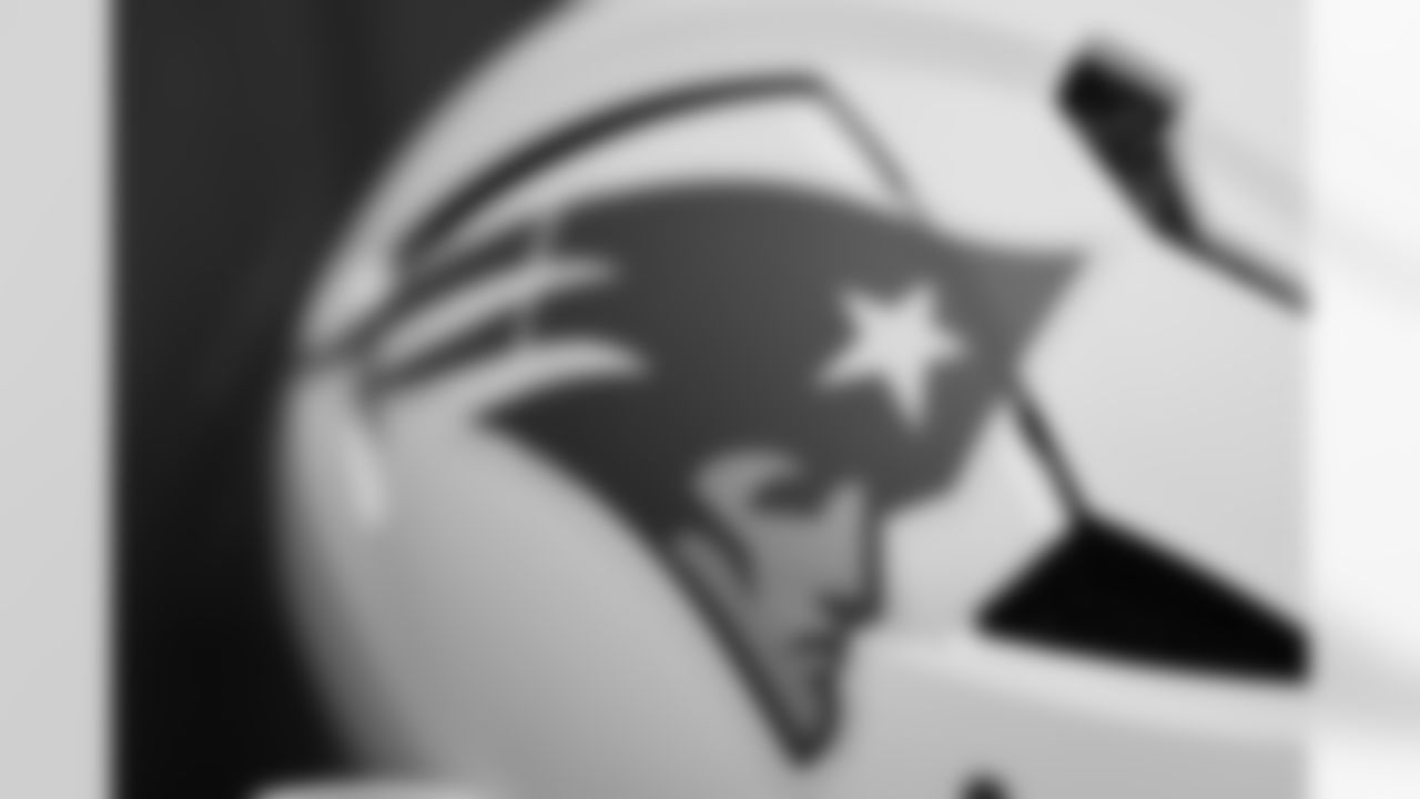 NYJ-111325-LR-Empty_Adler40