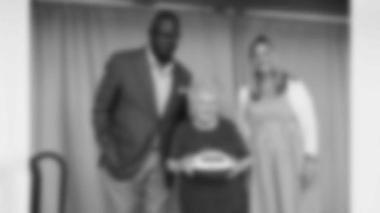 060325-CommunityMVP_Adler086