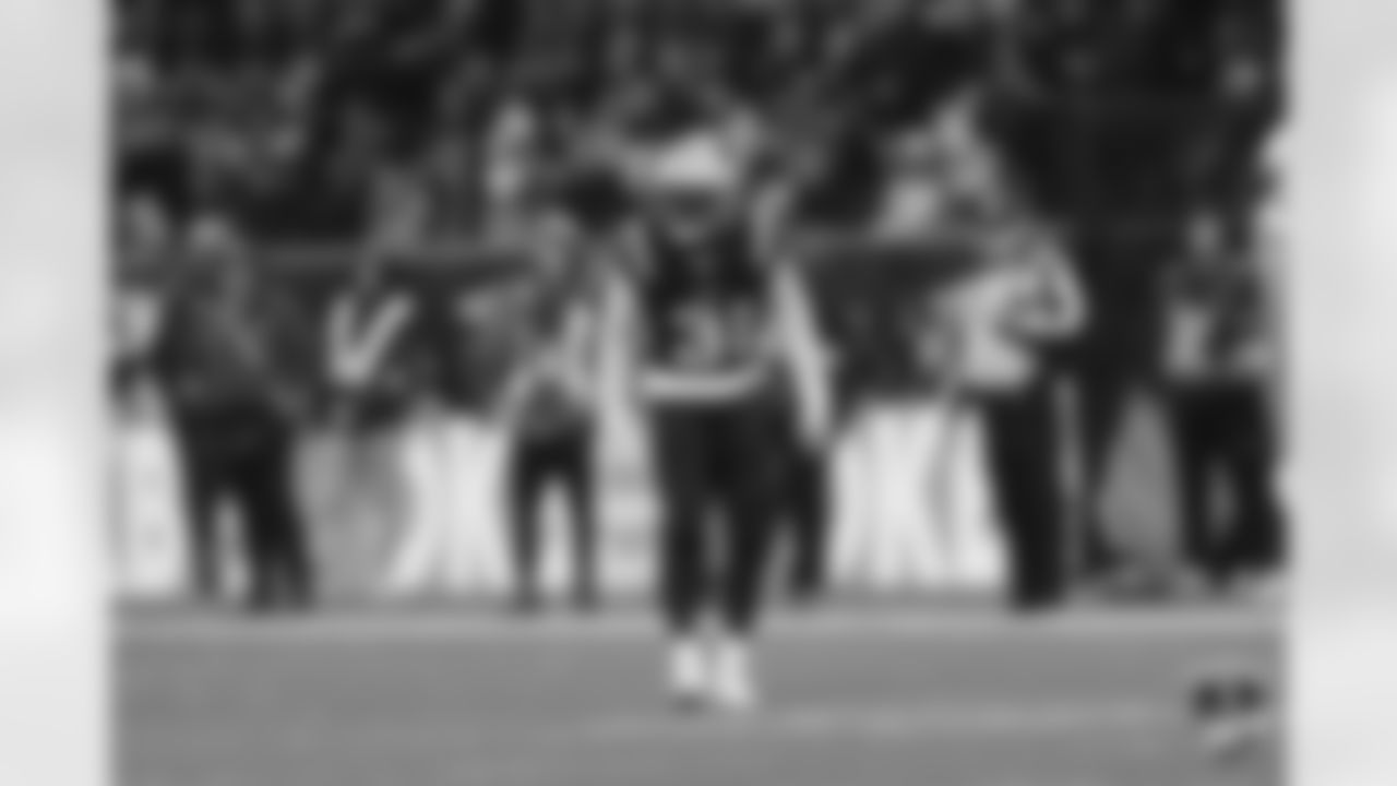 Patriots defensive back Jonathan Jones (31).